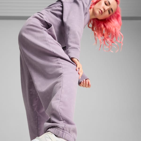 Image of Дамски Панталон PUMA DARE TO GYMWAY Relaxed Washed Pants TR